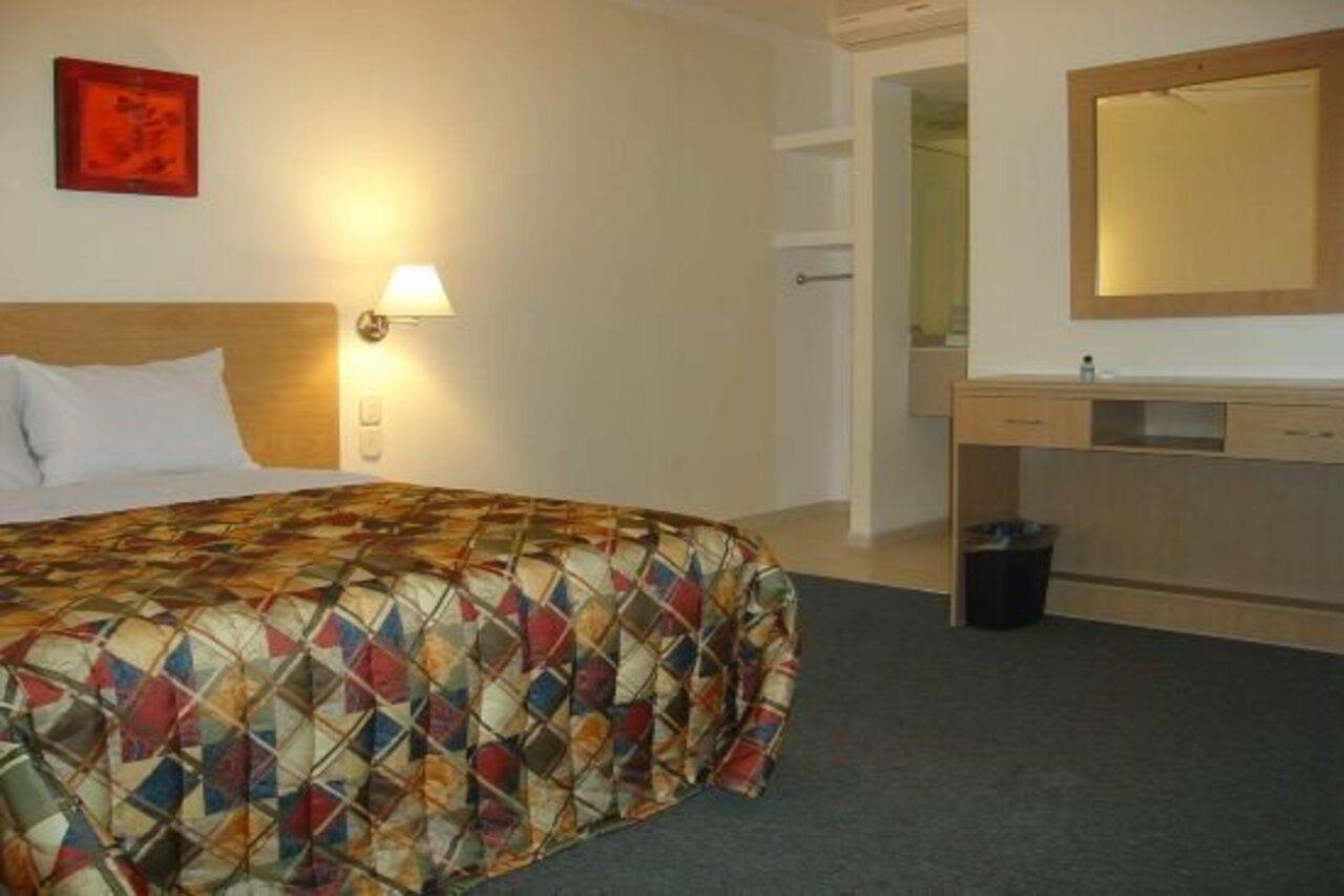 Hotel Castilla Y Leon Guadalajara Esterno foto